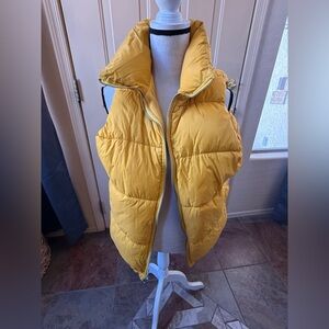 Old Navy Mustard Yellow Fleece-Lined Vest
